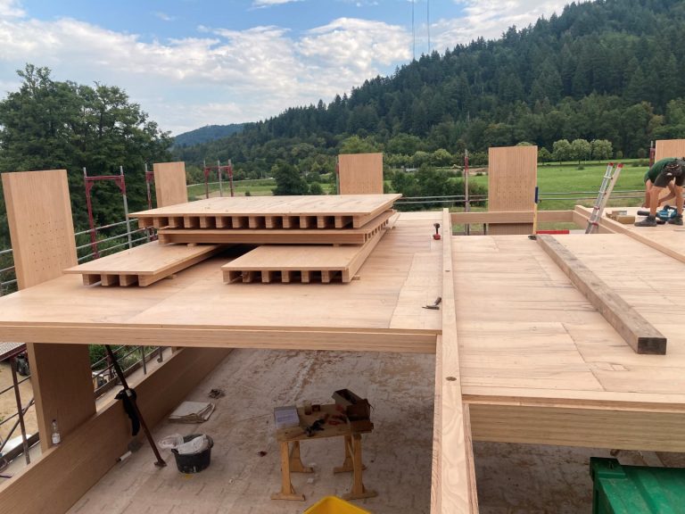 Assemblaggio del solaio a nervature BauBuche