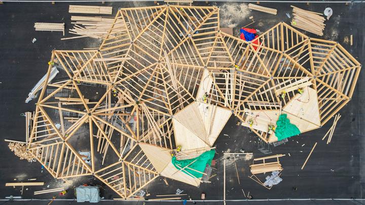 Avanzamento della costruzione di un nuovo centro servizi