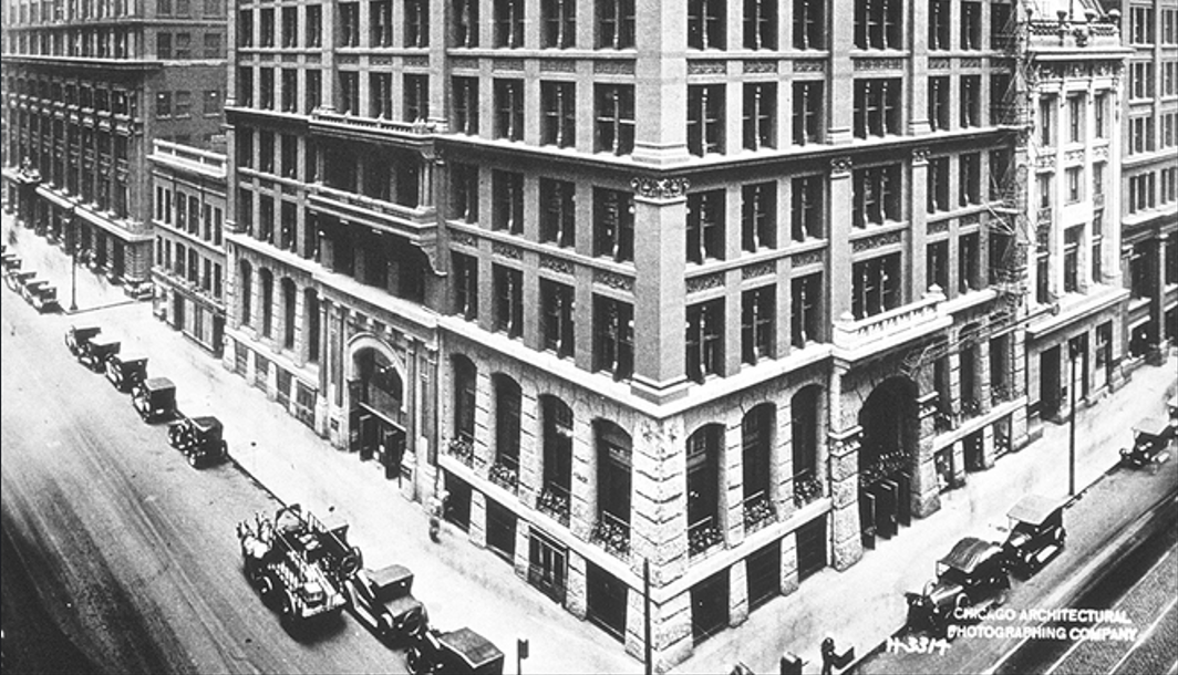 Home Insurance Building di Chicago è considerato il primo Grattacielo al mondo.