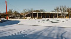 Zadaszenie podczas budowy (© Rodentia SIA)