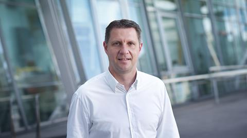 Dołącz do zespołu jako inżynier w wiodącej firmie zajmującej się stworzeniem oprogramowania. Odkryj możliwości rozwoju zawodowego!