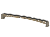 Szczegółowy widok kładki zaprojektowanej w cadwork, podkreślający jej konstrukcję i materiały z naturalnego drewna.