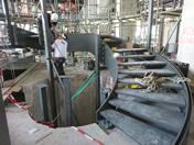 Escada em caracol durante a montagem (© Vic Obdam Staalbouw BV)