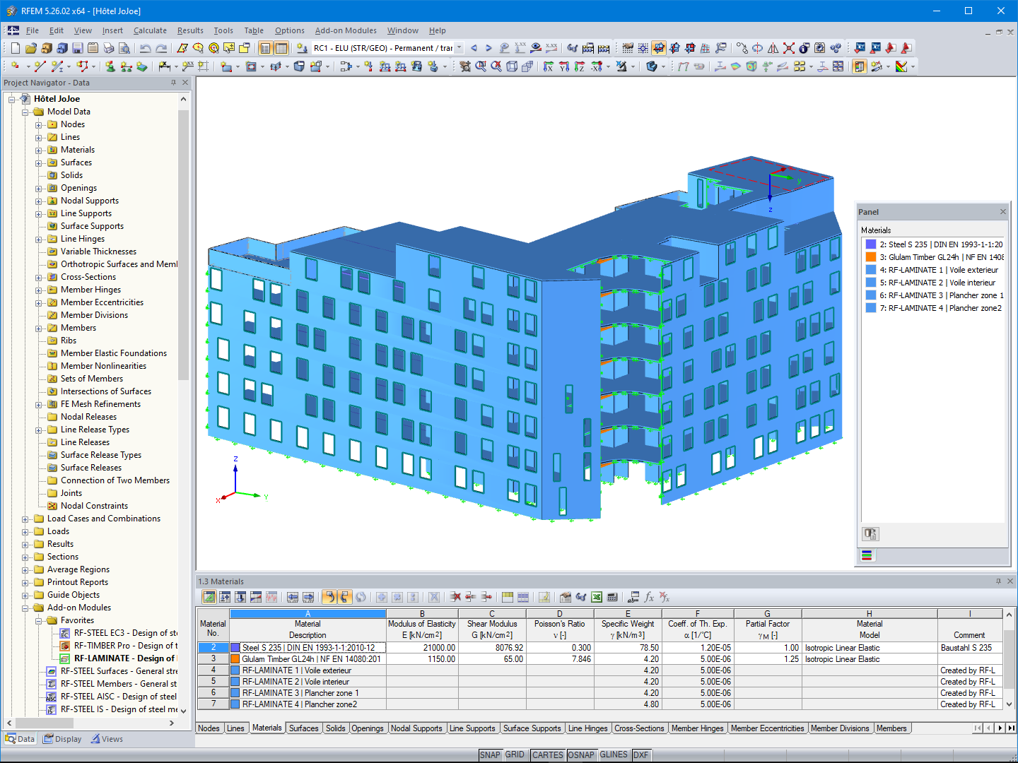 Modelo 3D da estrutura de madeira do hotel no RFEM