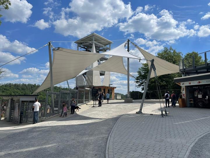 Cobertura de membrana Harzdrenalin na barragem Rappbode nas Montanhas do Harz, Alemanha (© Ingenieurbüro Gisela Zündel)