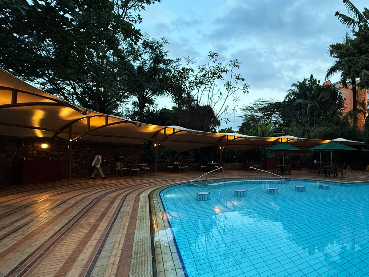 Cobertura de membrana e aço em Nairobi, Quénia