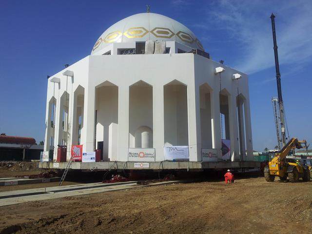 Transport einer Moschee in Saudi-Arabien