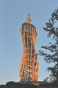 Gesamtansicht Turm (© Klaura)