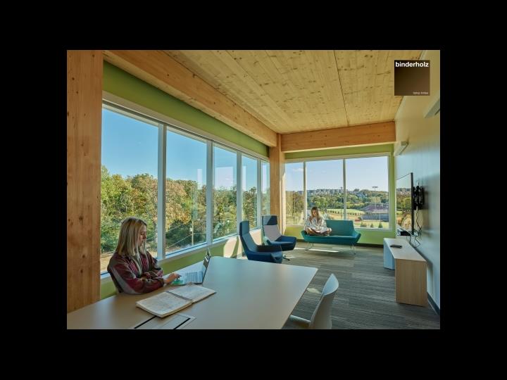 Innenansicht des Studentenwohnheims (© binderholz)