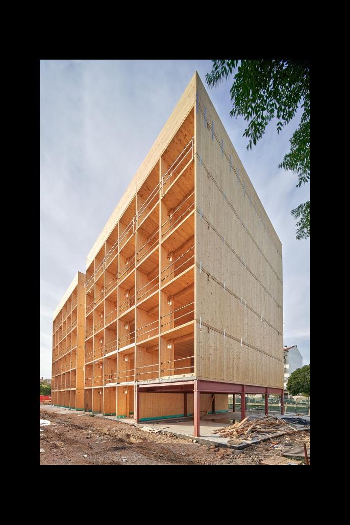 Straßenansicht der Wohnanlage im Bauzustand (© Egoin)