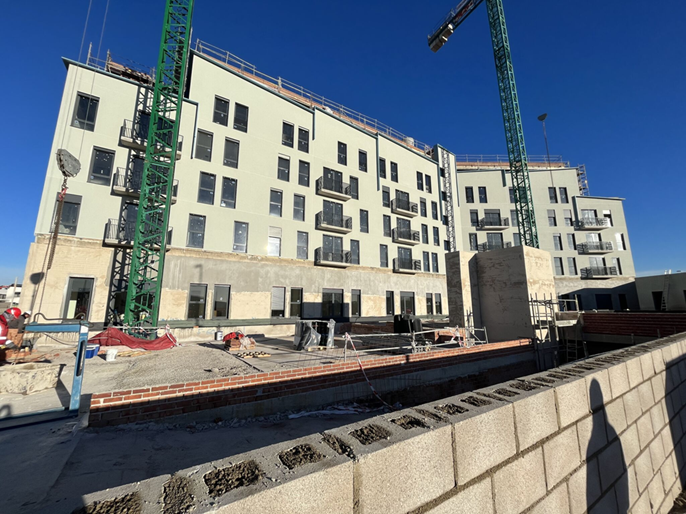 正在建设中的工业化钢结构住宅 (© AFCA Teccon)