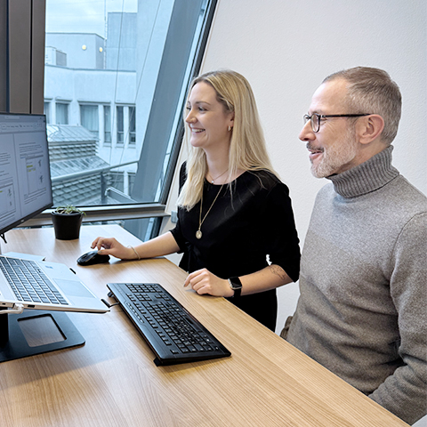 Marketing team members portrait | informal mood shots with relaxed expressions